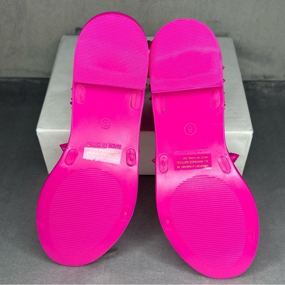 Steve Madden Hot Pink Studded Jelly Sandals Size 8 Barbiecore NWT - Picture 5 of 6